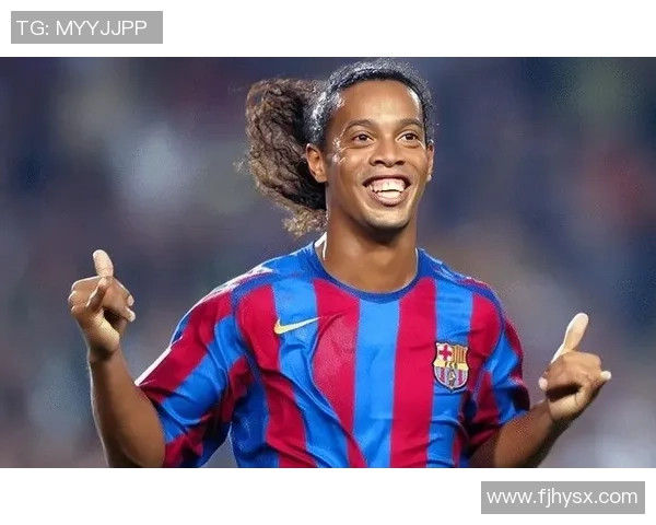 足球巨星海边风采尽显从训练到度假多面人生全方位呈现