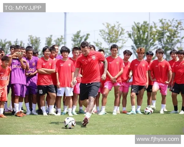 足球球星奢靡生活揭秘豪华派对背后的隐秘故事